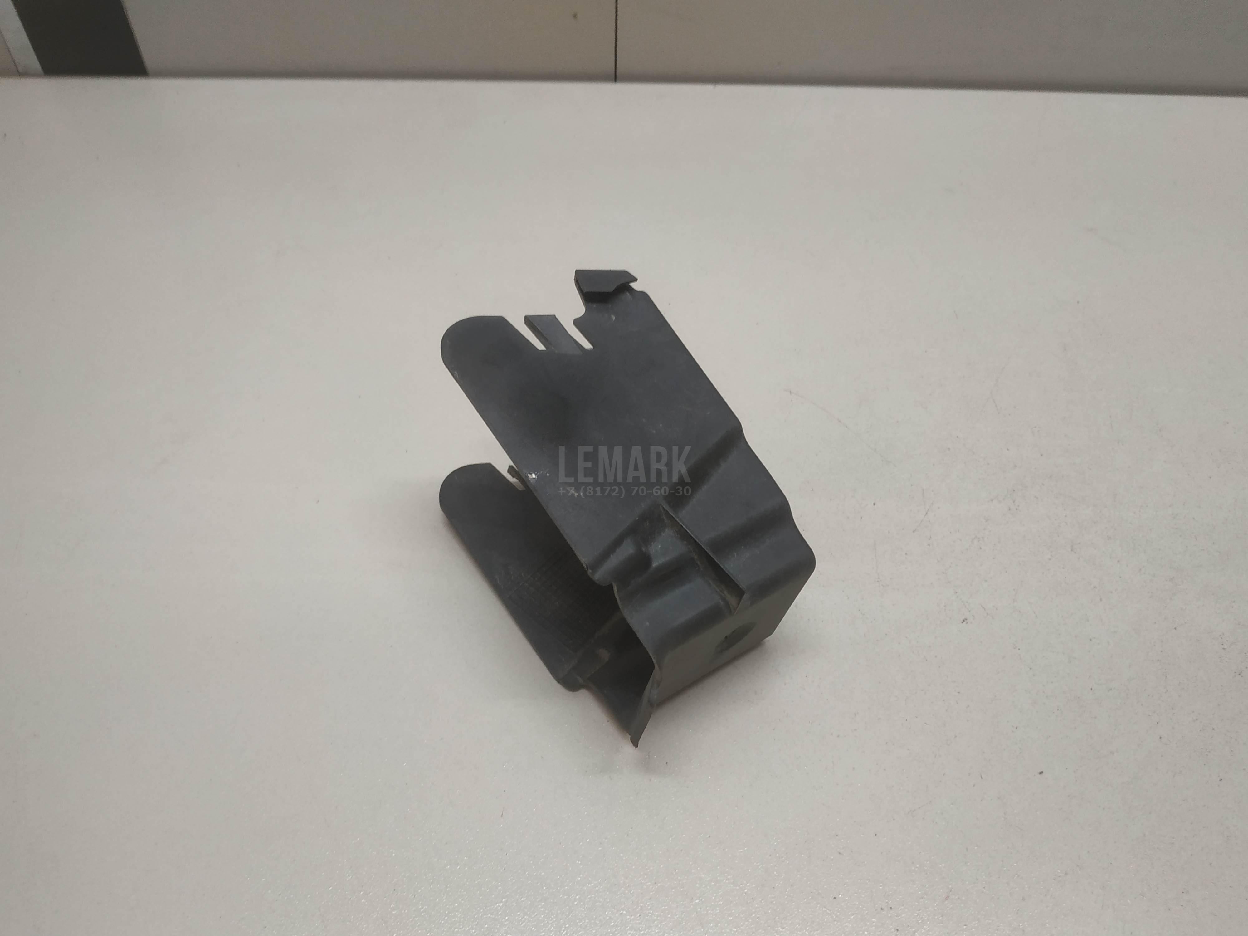 Кожух замка капота для  BMW 3-serie F30/F31/F80 2011-2020