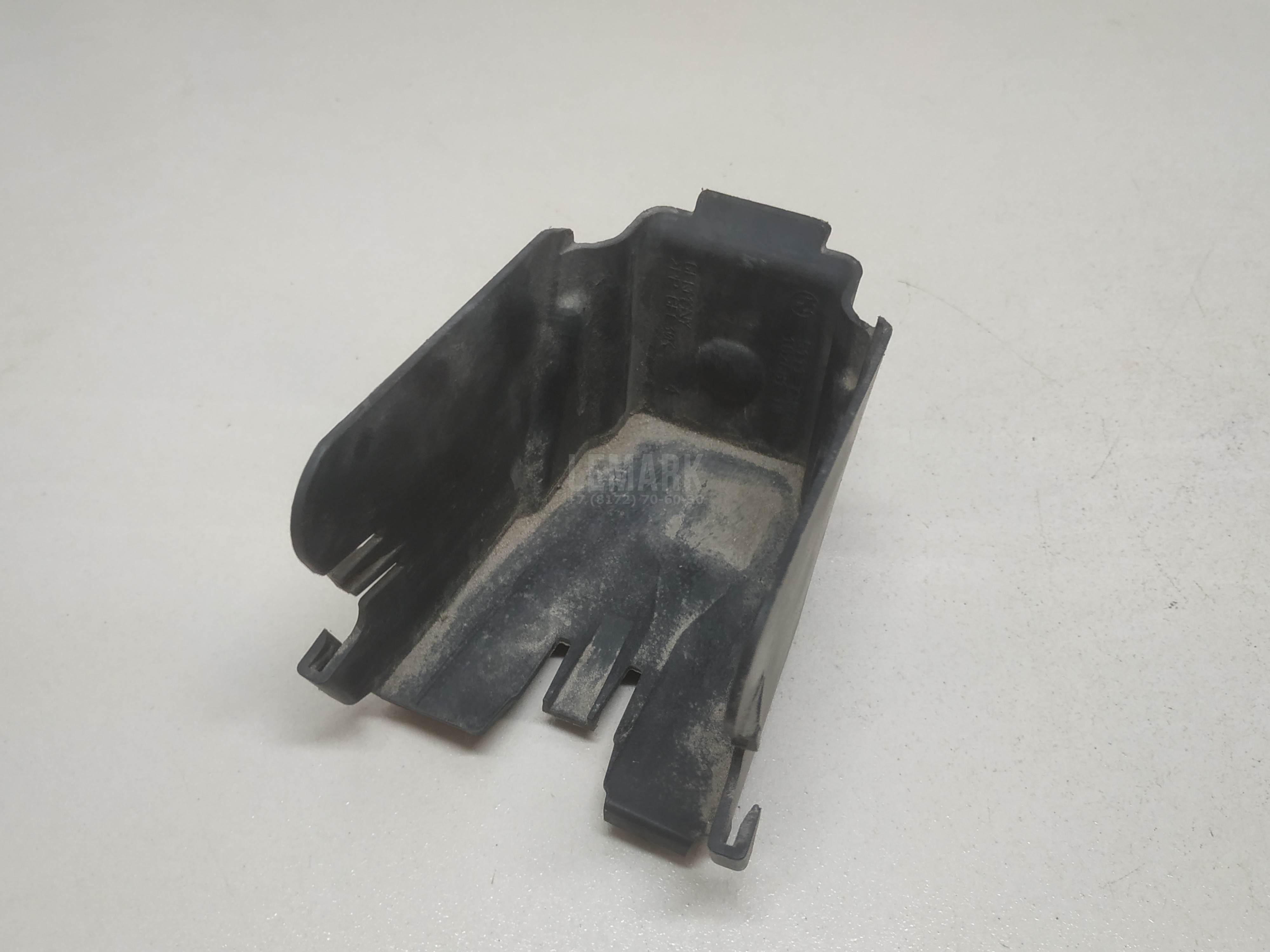 Кожух замка капота для  BMW 3-serie F30/F31/F80 2011-2020