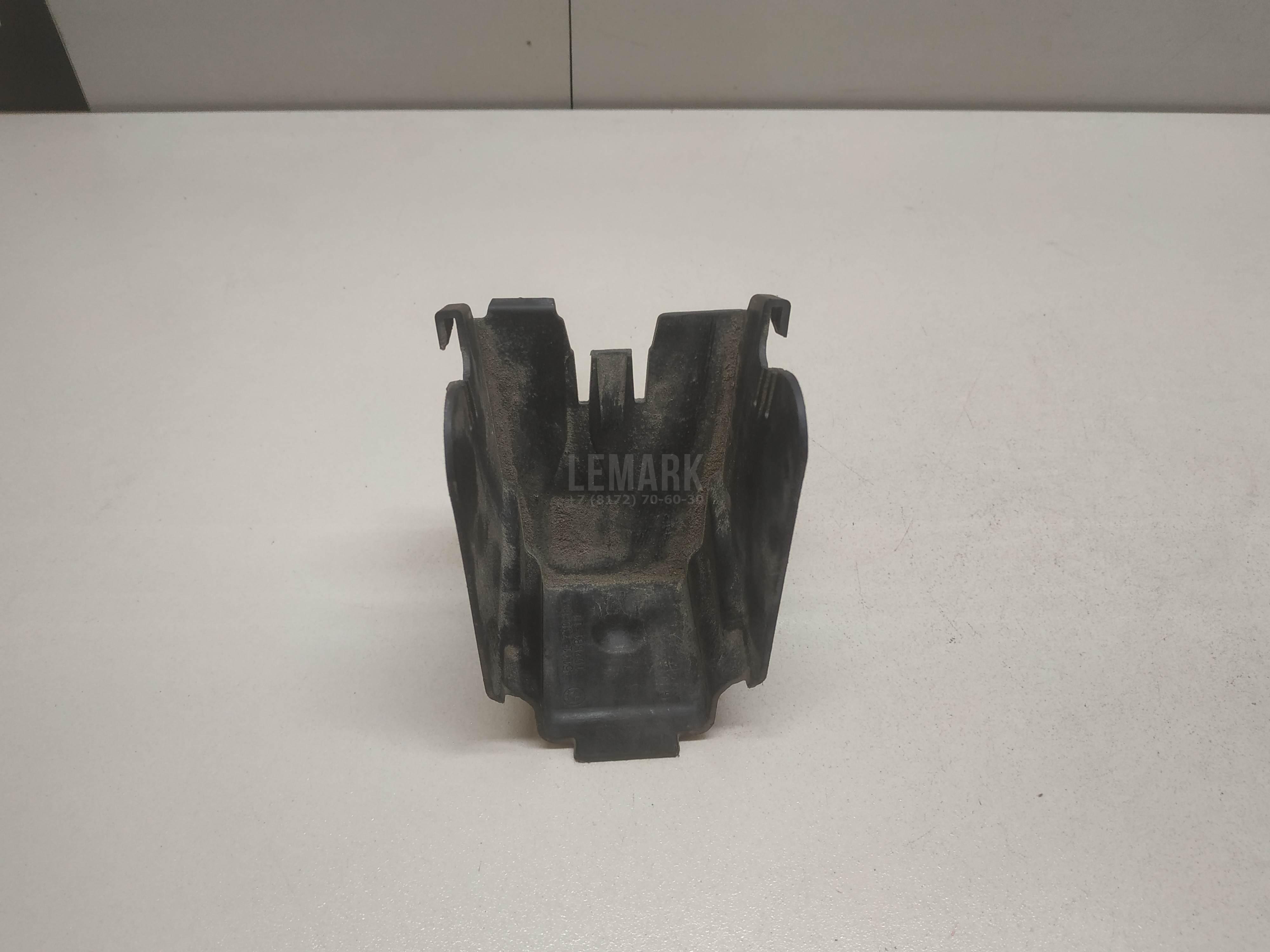 Кожух замка капота для  BMW 3-serie F30/F31/F80 2011-2020