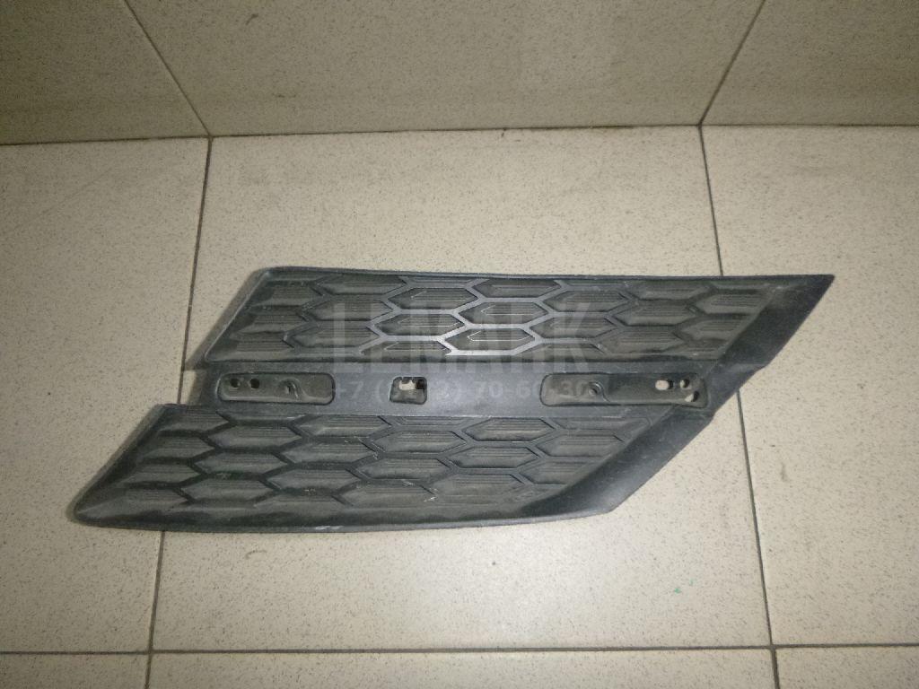 Решетка радиатора левая 5310642010 Toyota