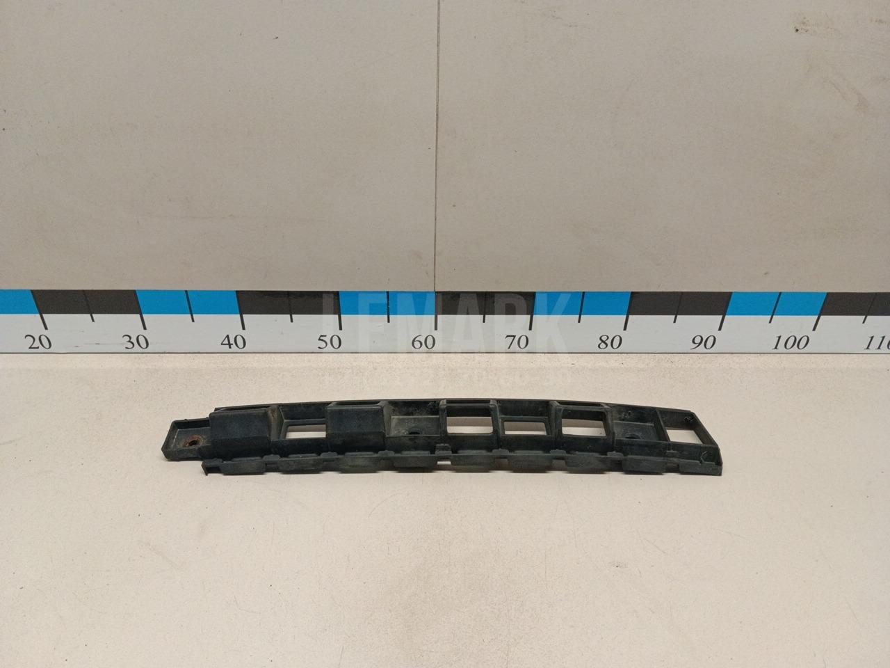 Кронштейн заднего бампера левый 3T5807863 VAG