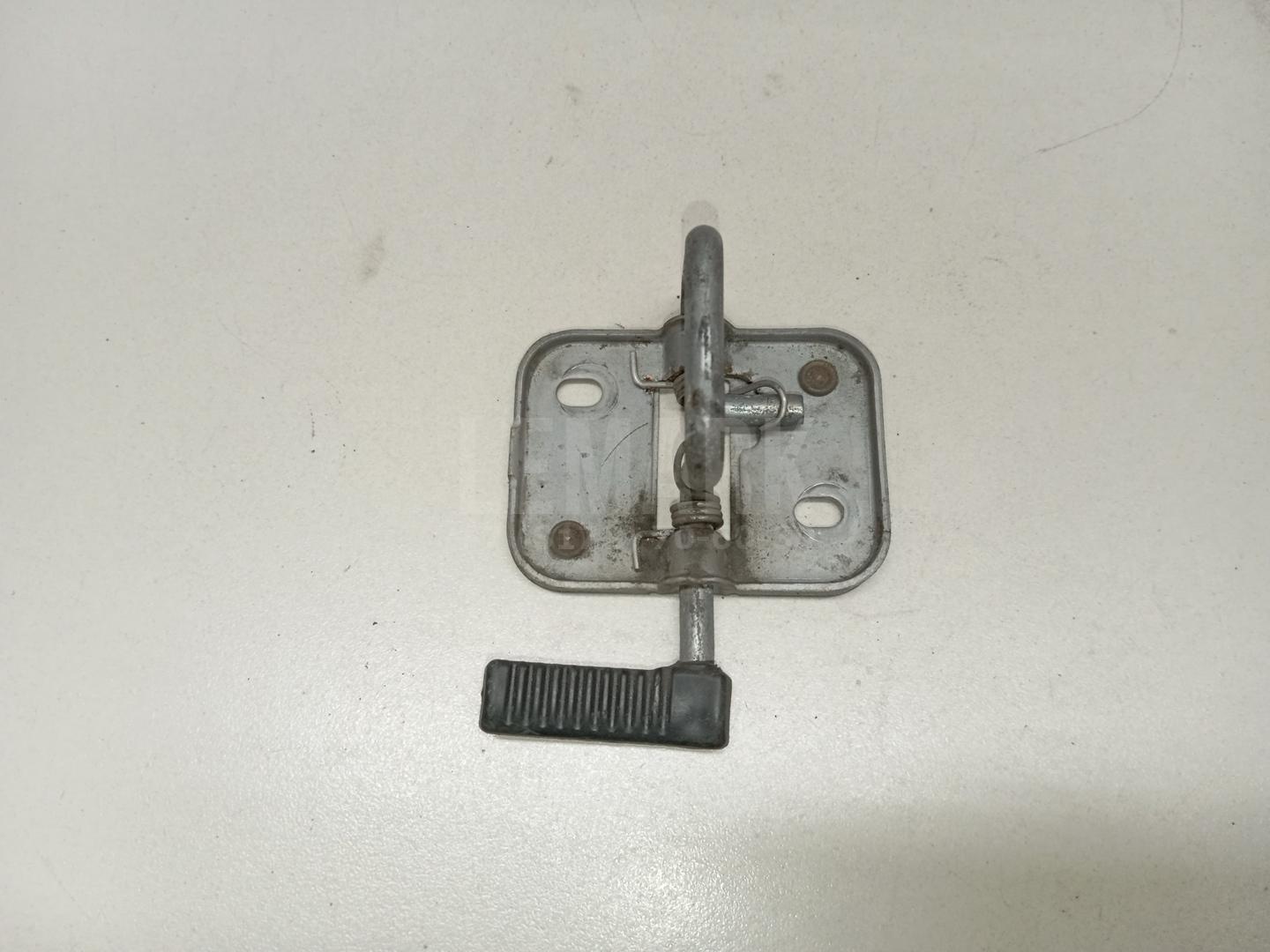 Крючок капота 3G0823186 VAG