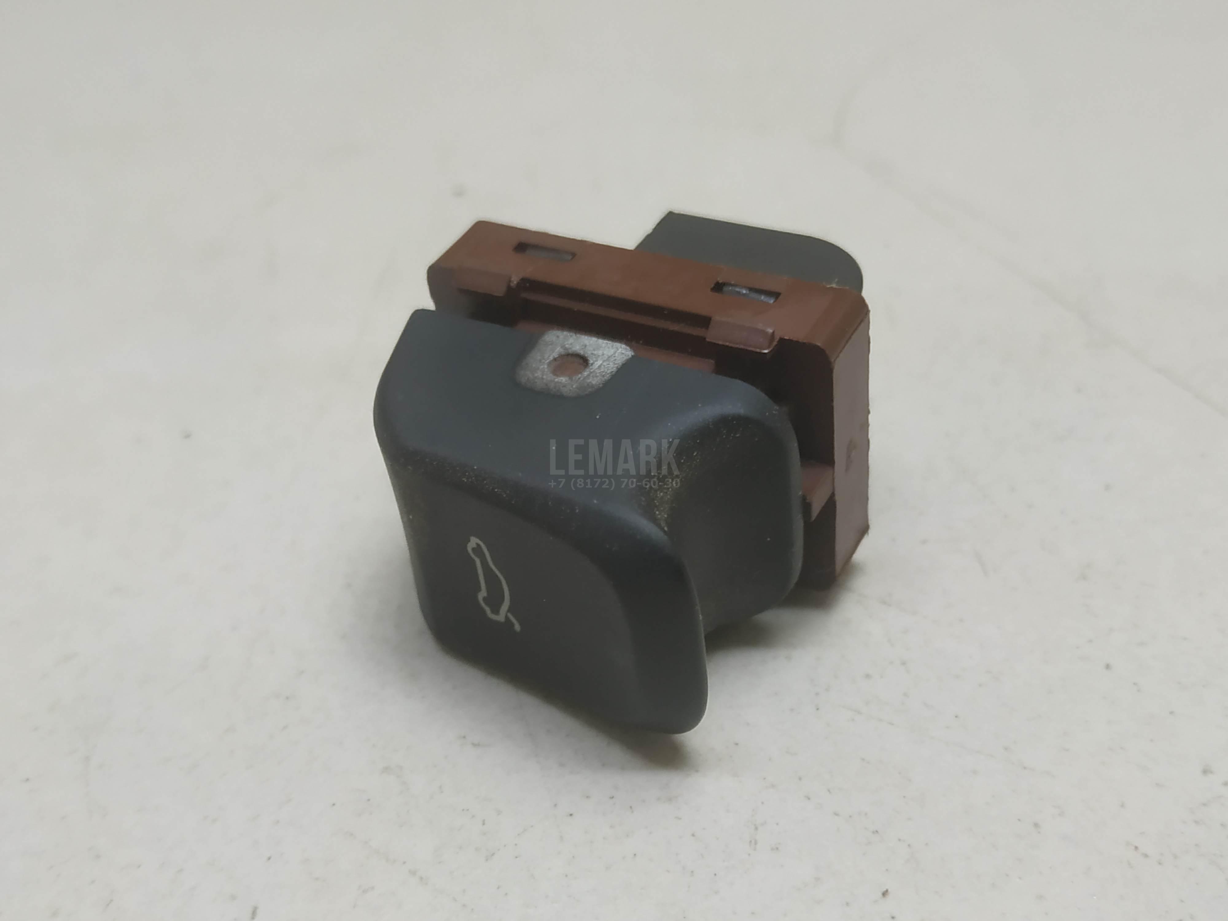 Кнопка открывания багажника для  BMW 5-serie E60/E61 2003-2009