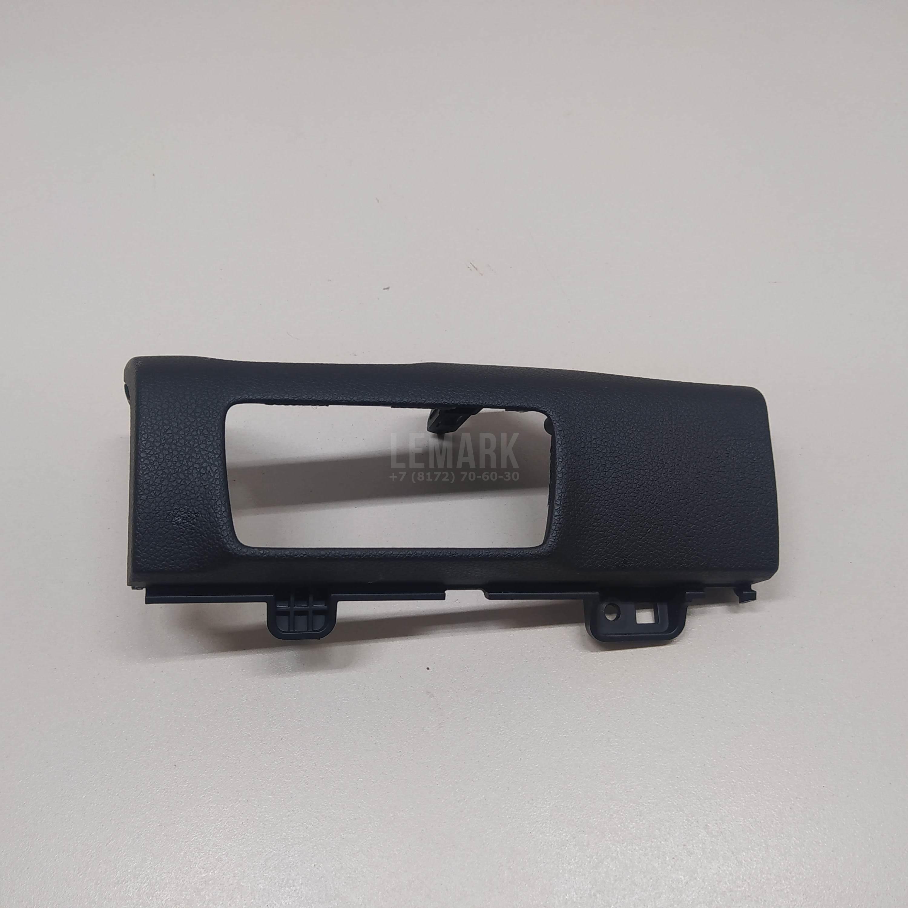 Накладка декоративная 84782F1000WK Hyundai-Kia