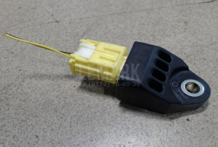 Датчик AIR BAG 8983133050 Toyota