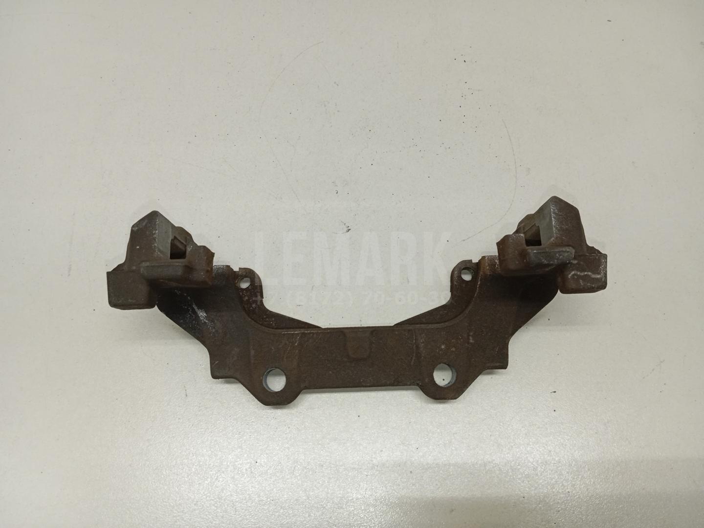 Скоба суппорта переднего 1775087 Ford