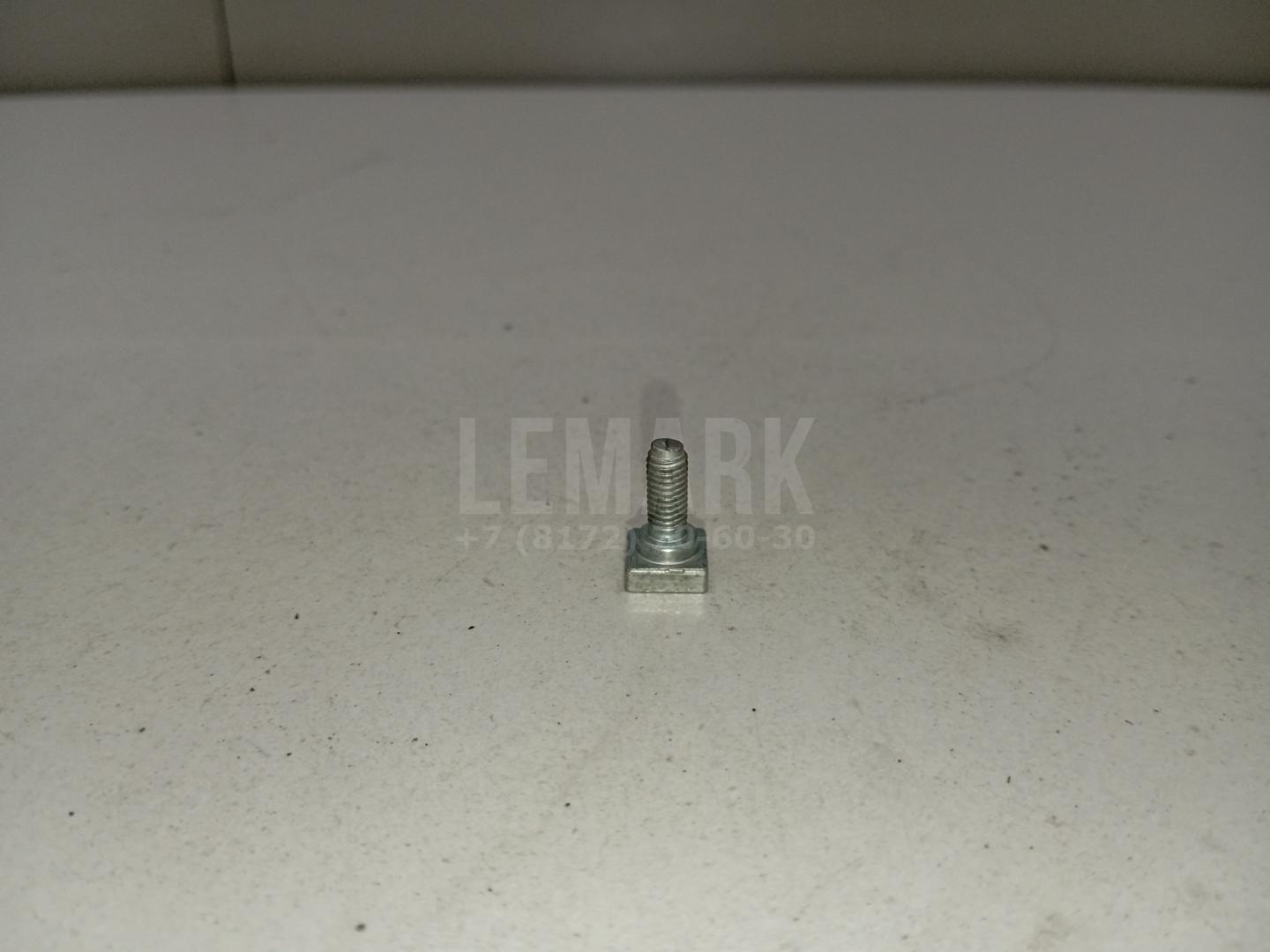 Болт WHT000906 VAG