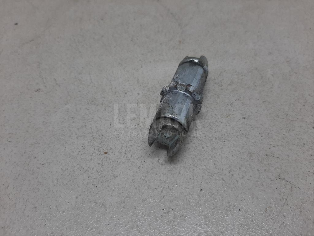 Винт регулировки колодок ручного тормоза для  Audi A4 [B6] 2000-2004