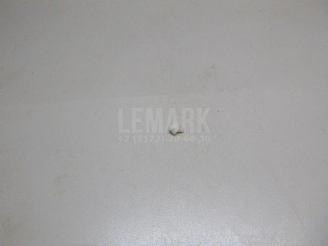 Крепеж (клоп) 0155330001 Nissan