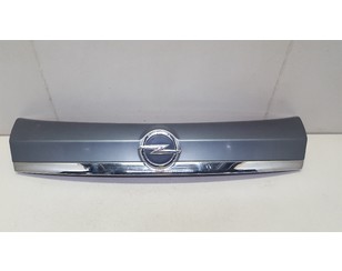 Накладка двери багажника для Opel Mokka 2012-2019 с разборки состояние хорошее