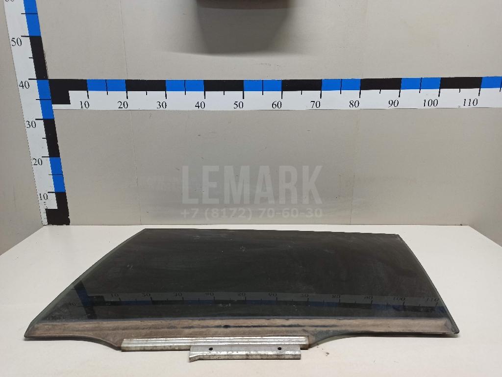 Стекло двери задней левой 681040R030 Toyota