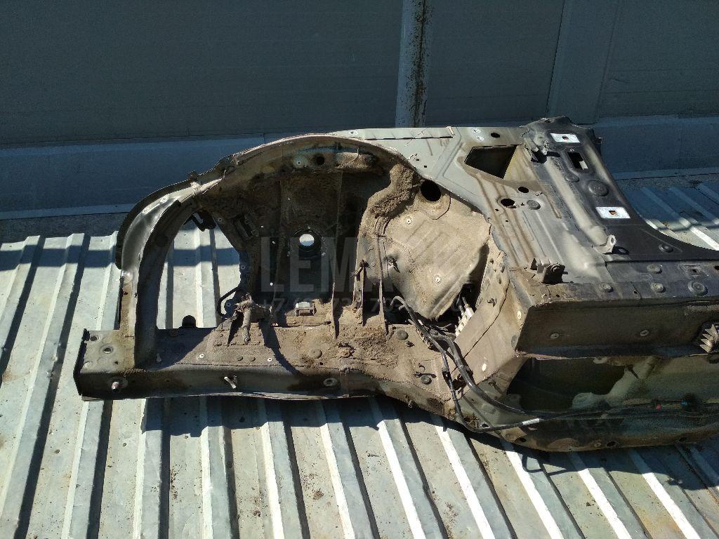 Порог со стойкой левый для  BMW 3-serie F30/F31/F80 2011-2020
