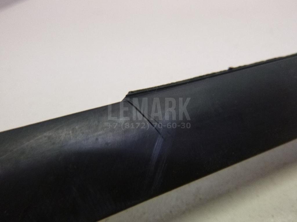 Накладка стекла переднего правого для  BMW 1-serie F20/F21 2011-2019