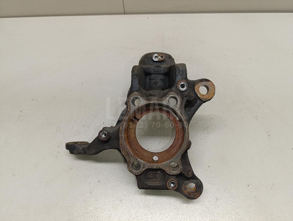 Кулак поворотный передний правый 5C0407256 VAG