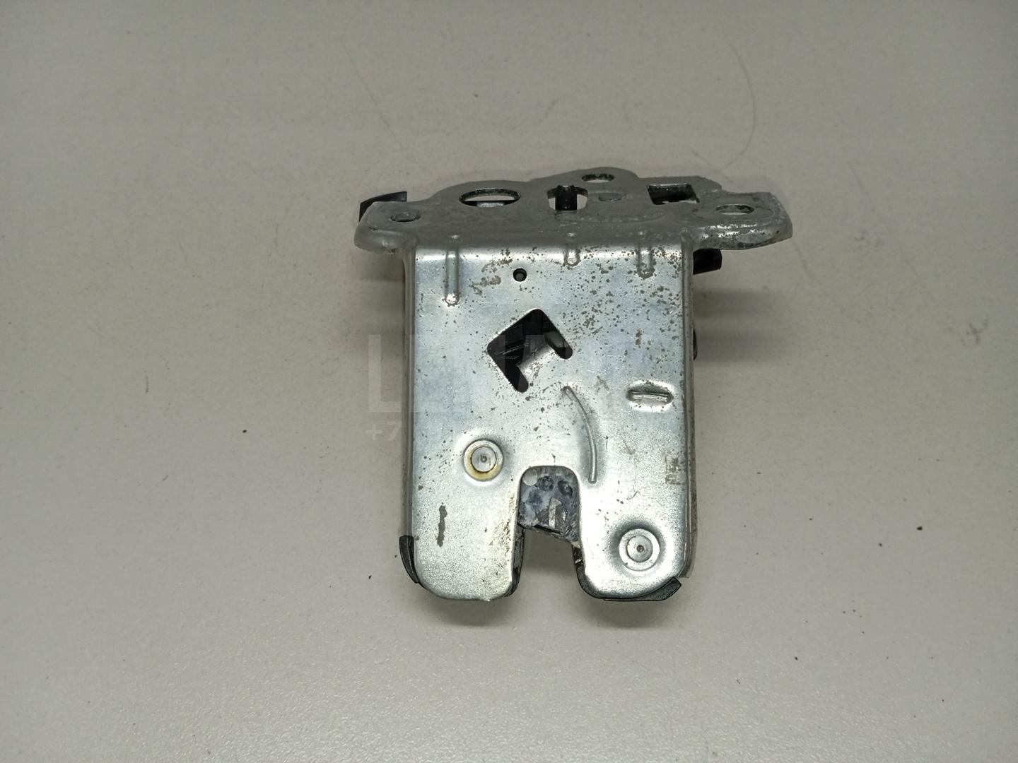 Замок багажника 5C6827505D VAG