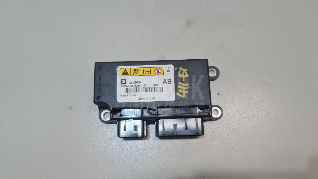 Блок управления AIR BAG 13582437 GM