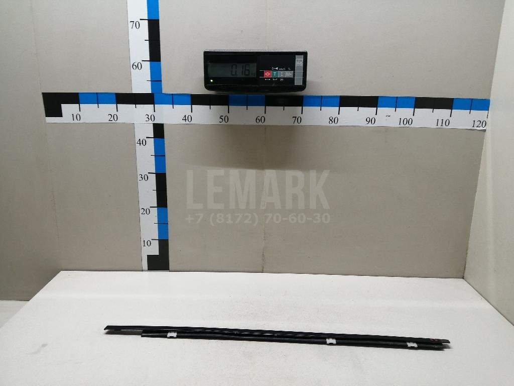 Накладка стекла заднего левого 82821JD00A Nissan
