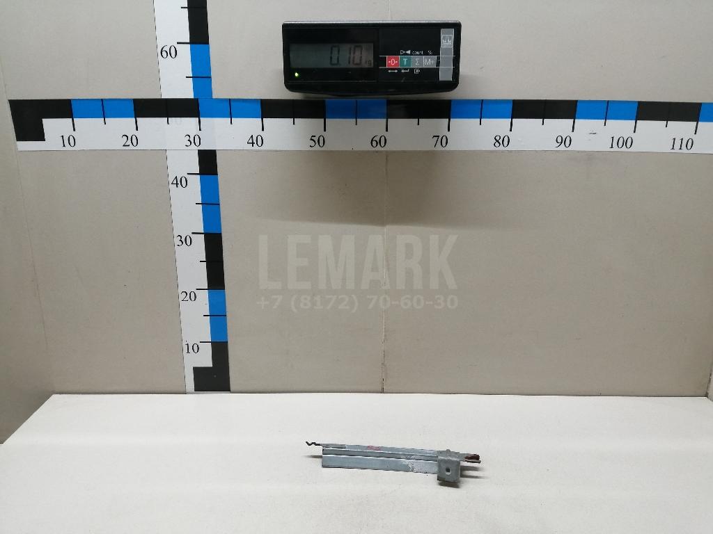Направляющая стекла двери 82216JD000 Nissan