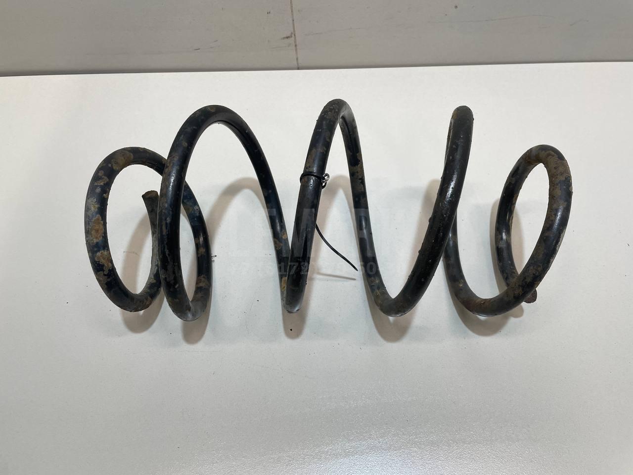 Пружина передняя 54010JD02B Nissan