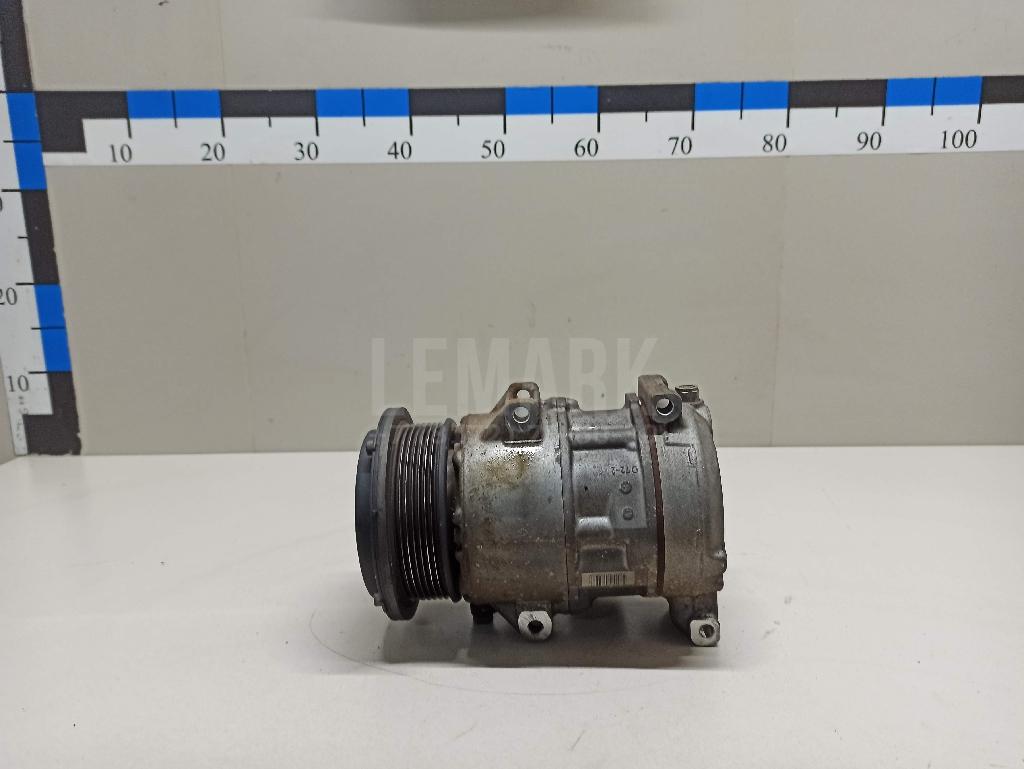 Компрессор кондиционера 8831033250 Toyota