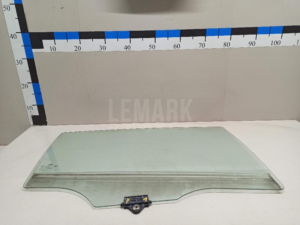 Стекло двери задней правой 834213W000 Hyundai-Kia