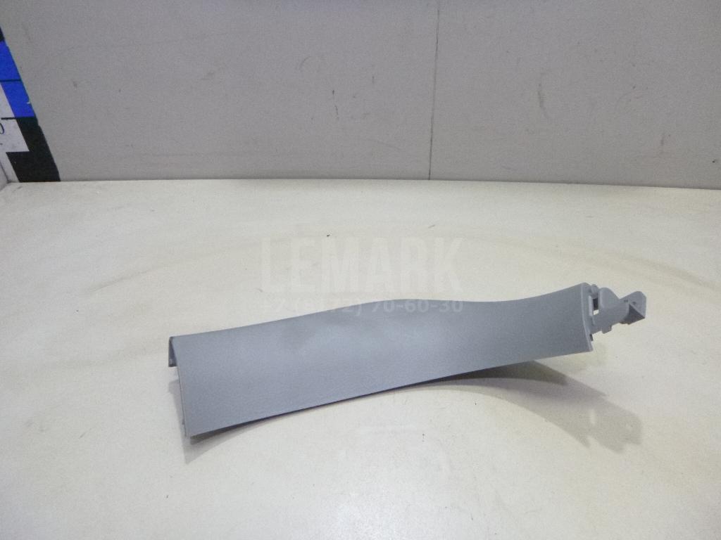 Обшивка двери багажника 817402P500H9 Hyundai-Kia