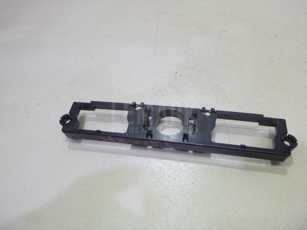 Накладка (кузов внутри) 937322P025 Hyundai-Kia