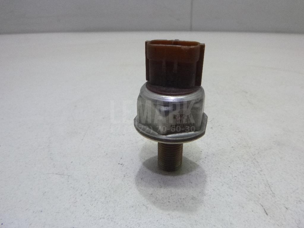 Датчик давления топлива 166381LA0A Nissan