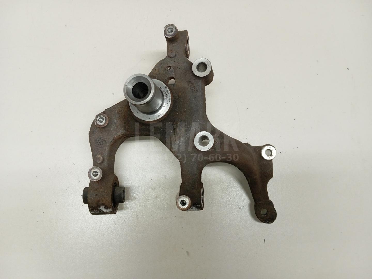 Кулак поворотный задний правый 5C0505436B VAG
