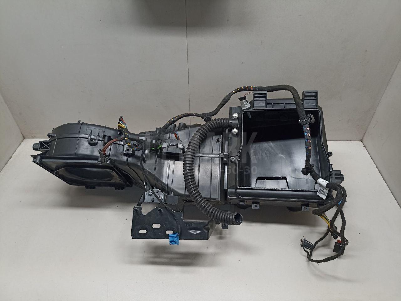 Корпус отопителя 1K1820007A VAG