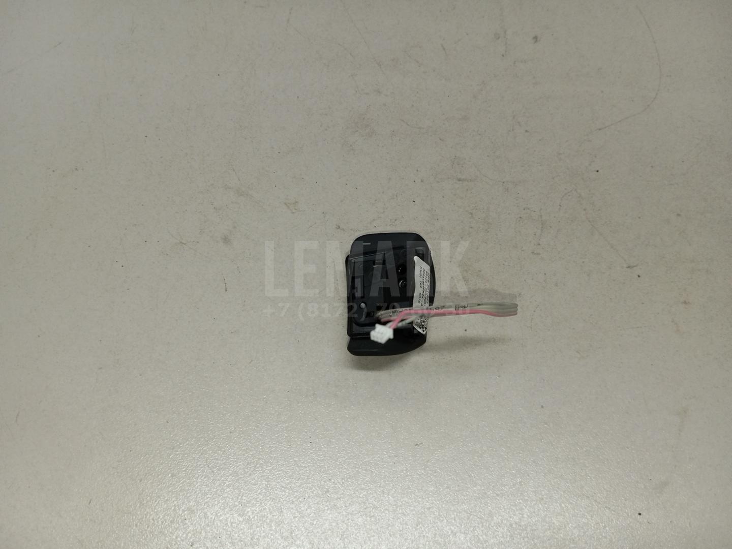 Кнопка многофункциональная 3C8951527 VAG