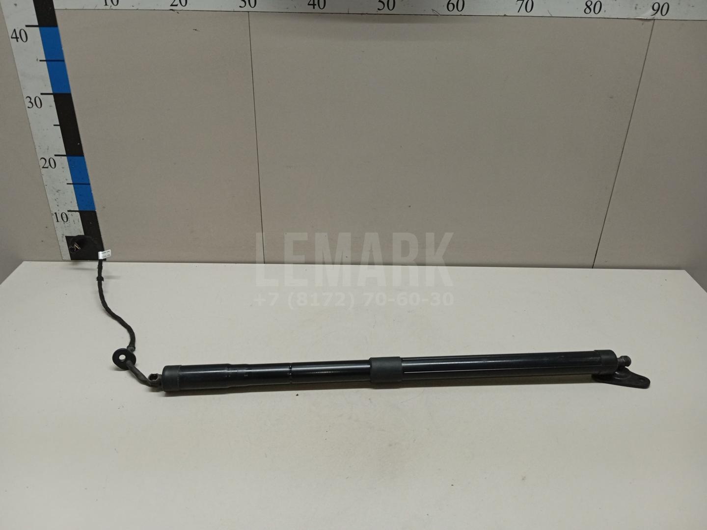 Амортизатор двери багажника 7P6827851DIIT VAG