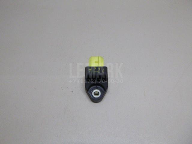 Датчик AIR BAG 8983112030 Toyota