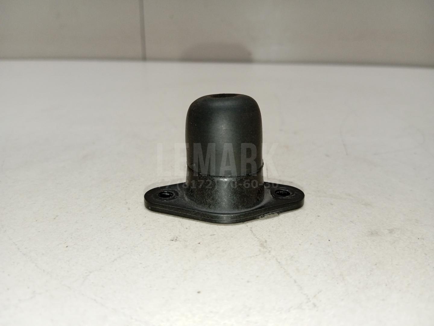 Отбойник крышки багажника 1364031 Ford
