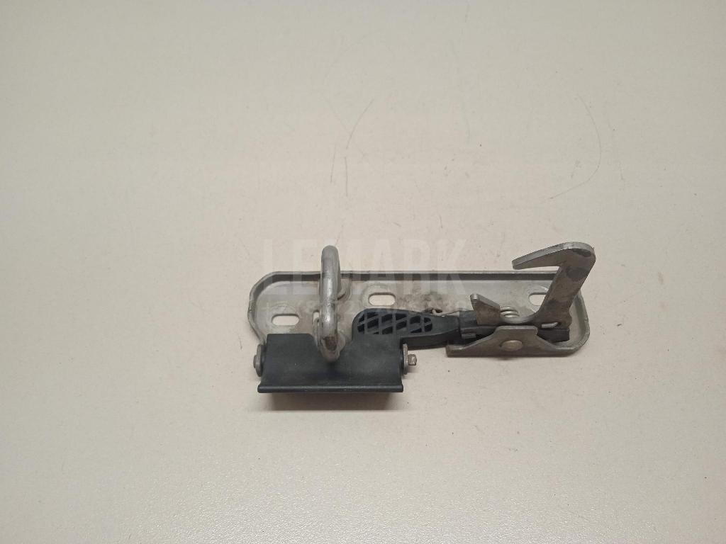 Крючок капота 1K0823480 VAG