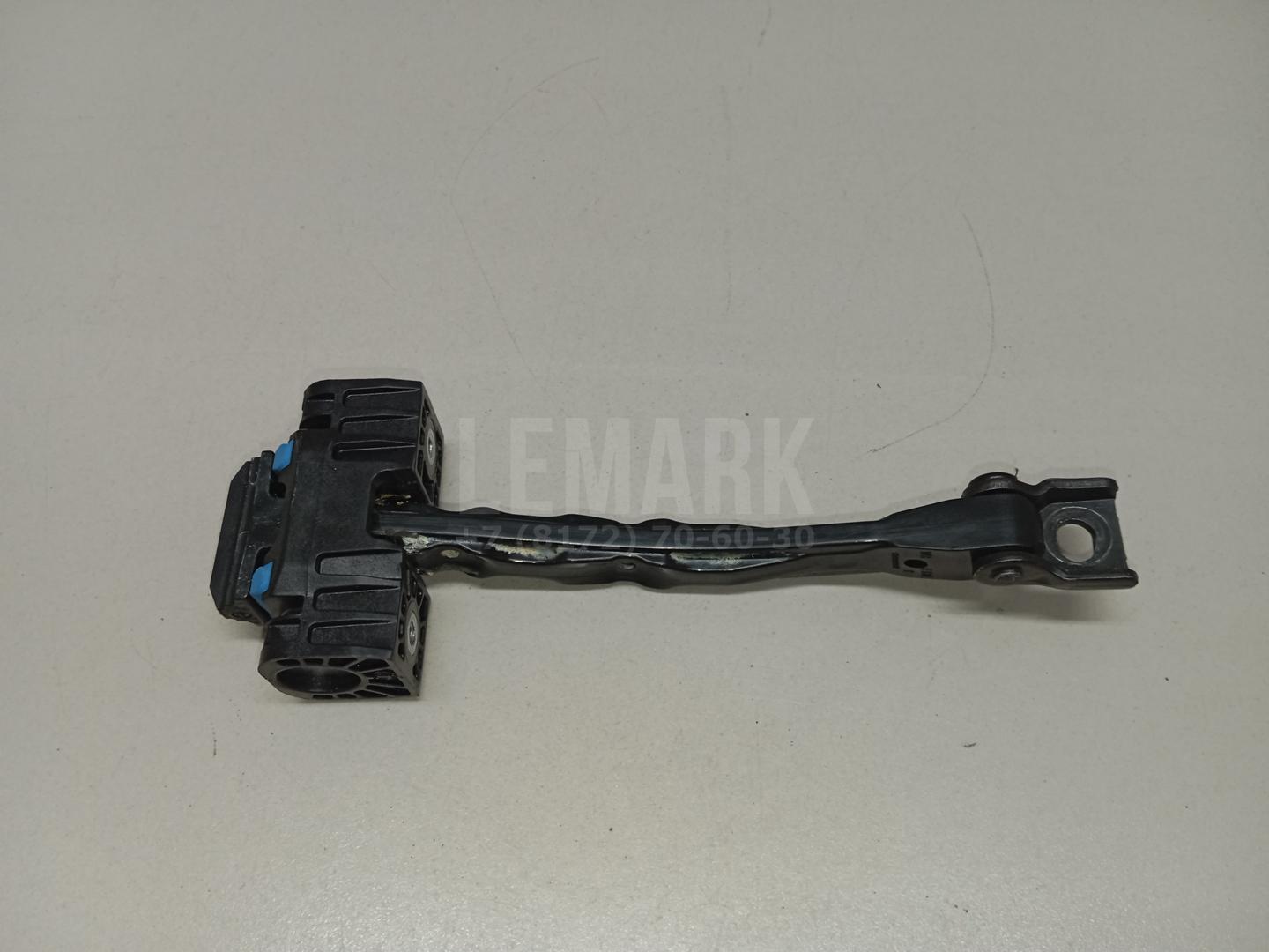 Ограничитель двери 7P0837249B VAG