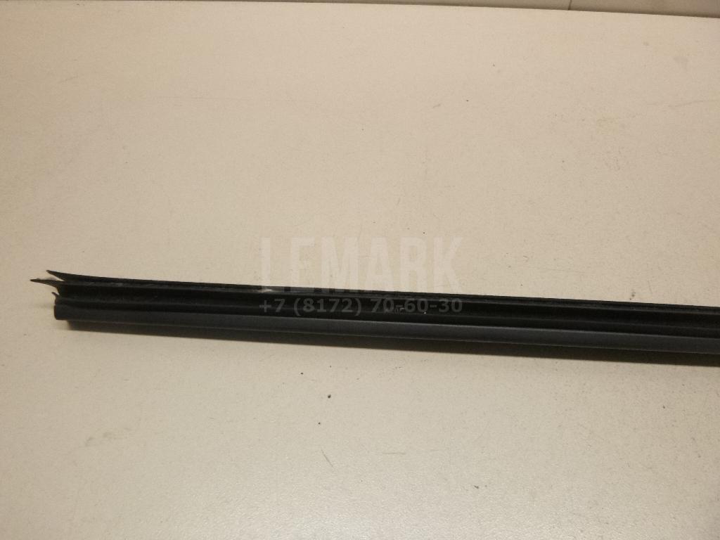 Накладка стекла переднего правого для  BMW 5-serie E60/E61 2003-2009