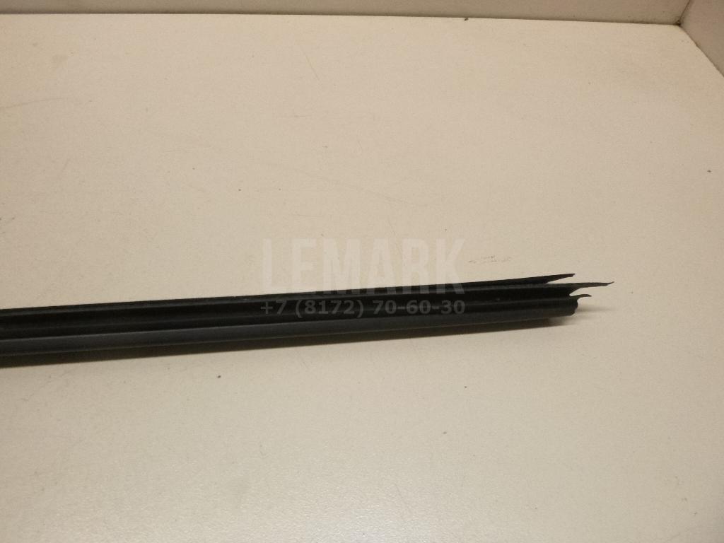 Накладка стекла переднего правого для  BMW 5-serie E60/E61 2003-2009