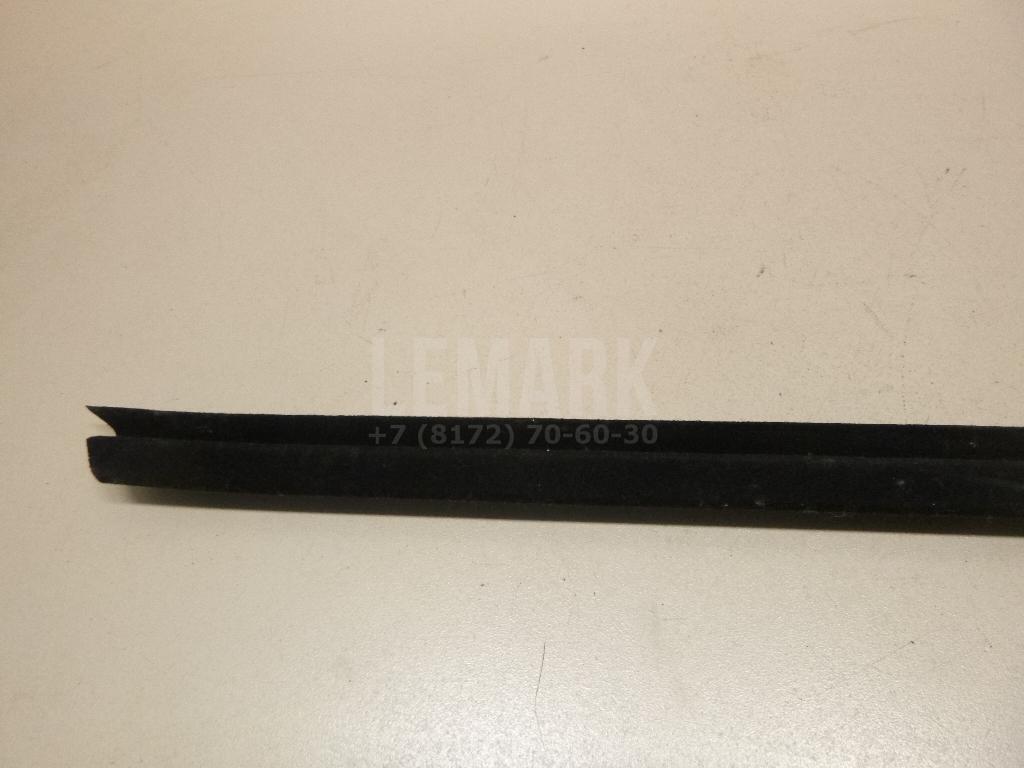 Накладка стекла переднего правого для  BMW 5-serie E60/E61 2003-2009
