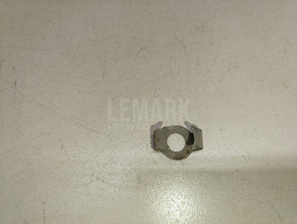 Крепеж 1405118 Ford