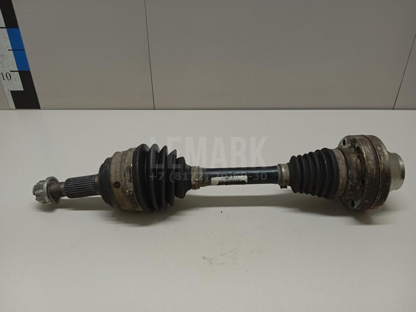 Полуось передняя 7P0407271C VAG