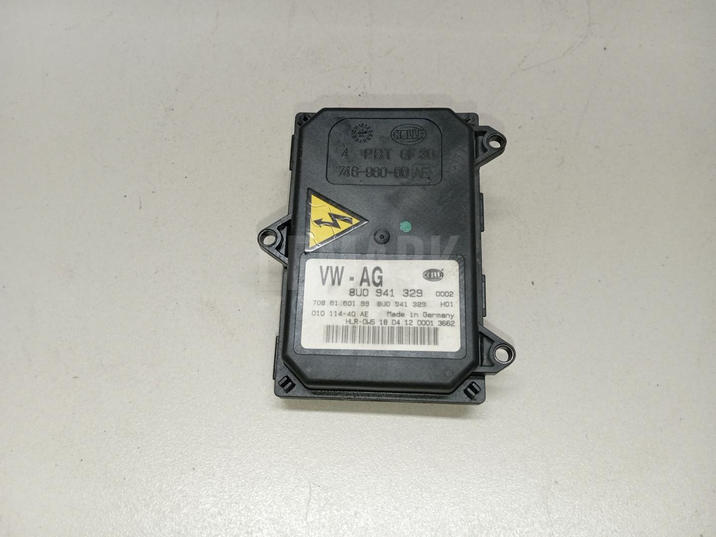 Блок управления светом 8U0941329 VAG