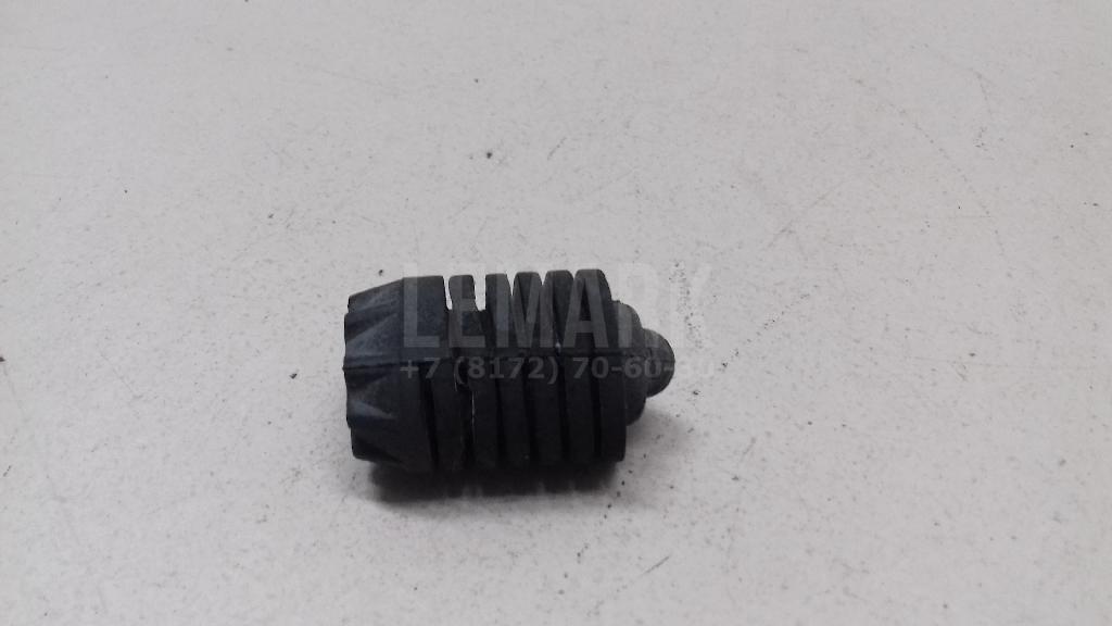 Отбойник капота для  Audi Allroad quattro 2000-2005