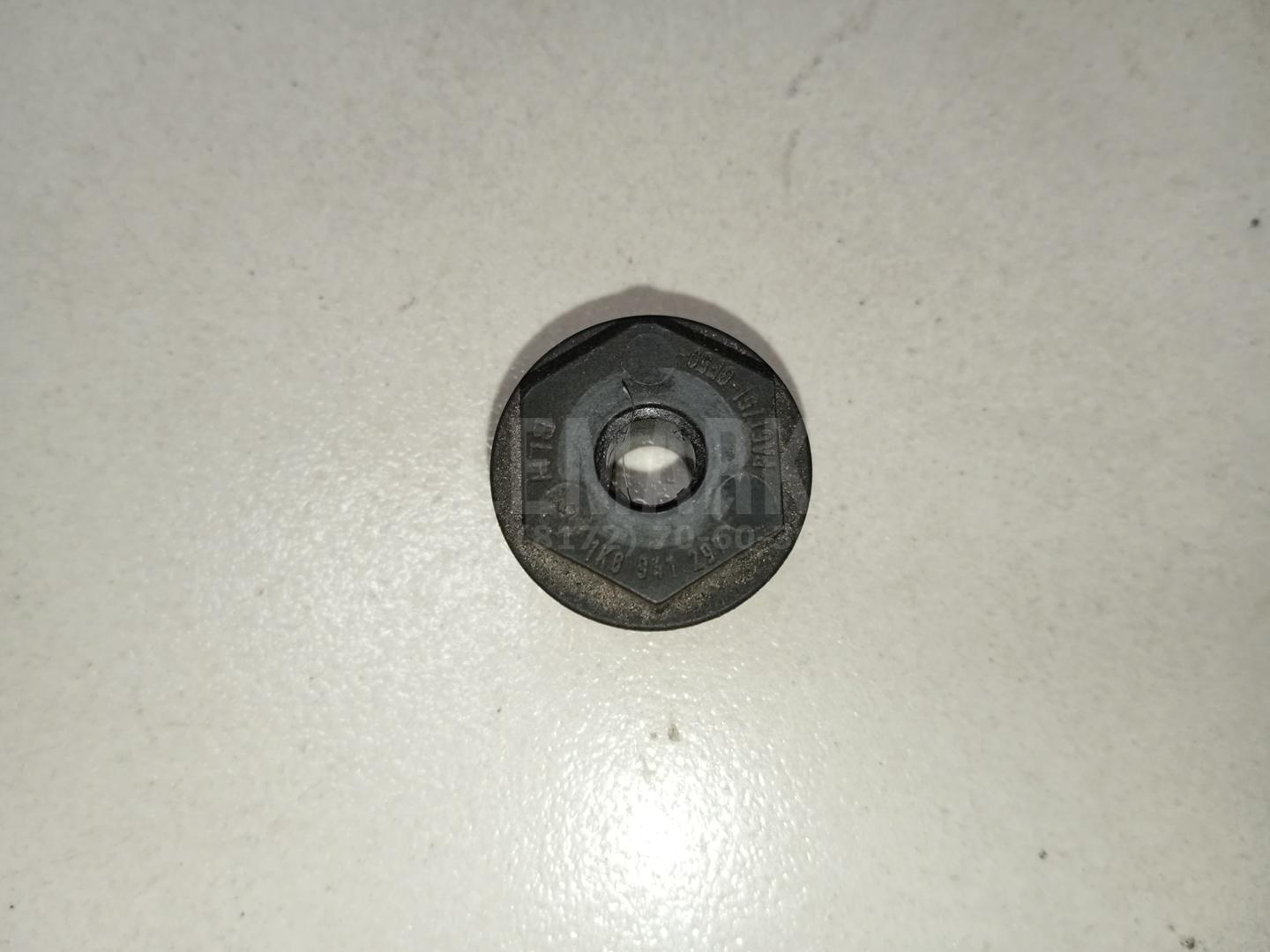 Крепеж фары 1K8941297 VAG