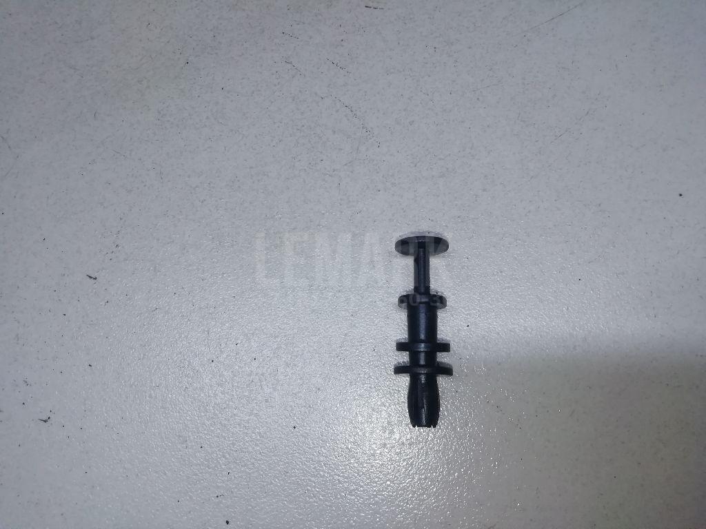 Крепеж 3G0807300 VAG