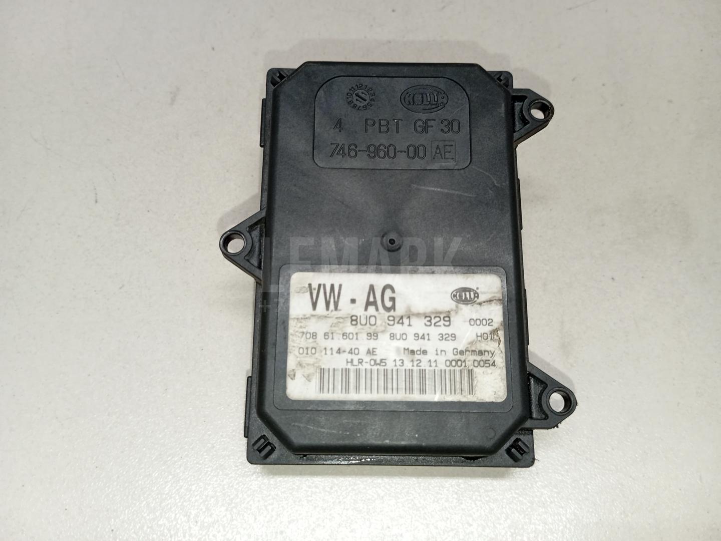Блок управления светом 8U0941329 VAG