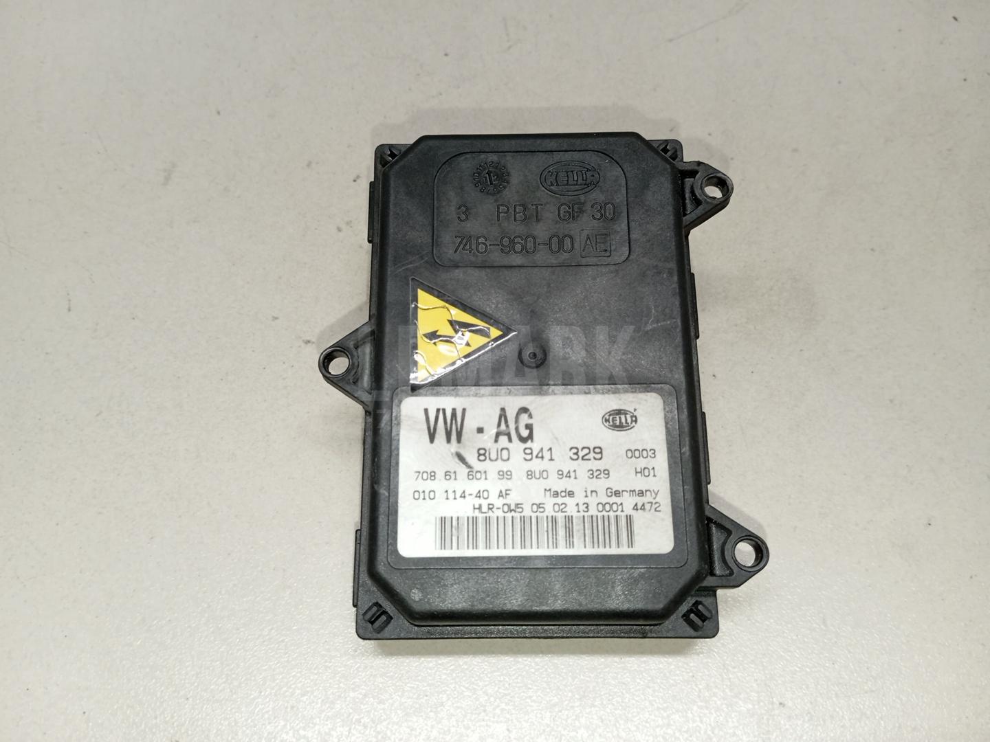 Блок управления светом 8U0941329 VAG