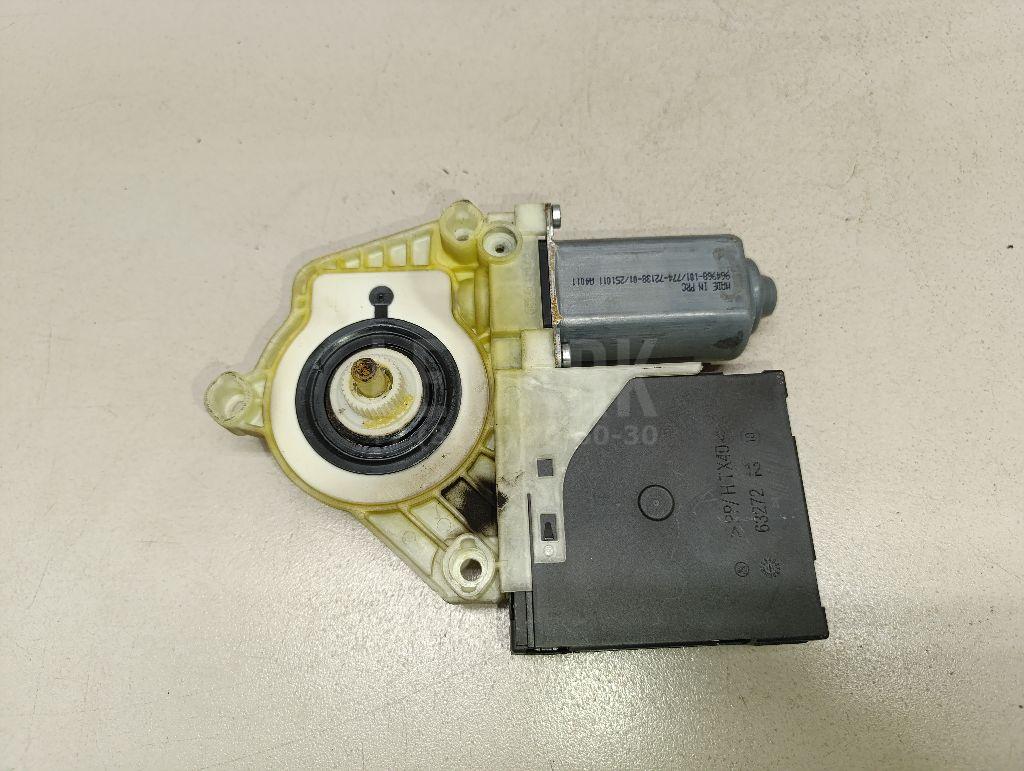 Моторчик стеклоподъемника 5KD959702A VAG