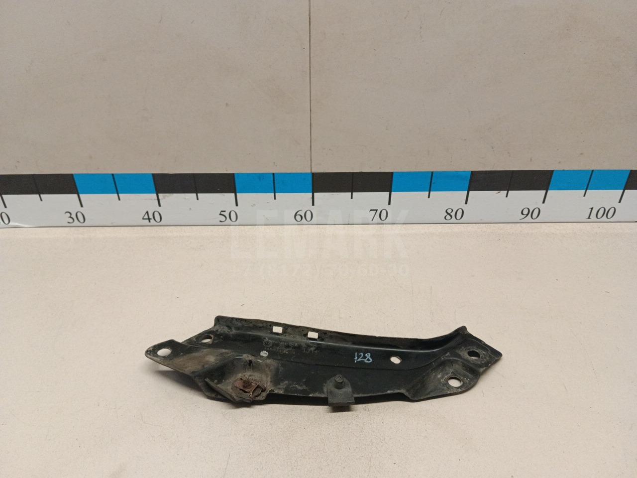 Кронштейн фар правый 6R0805932C VAG