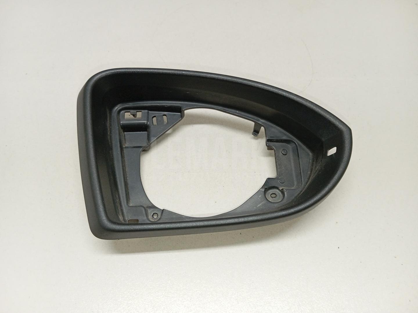 Рамка зеркала правого 5G0857602A9B9 VAG